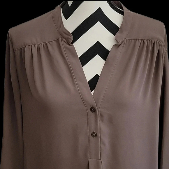 Halogen Top - Picture 2 of 4